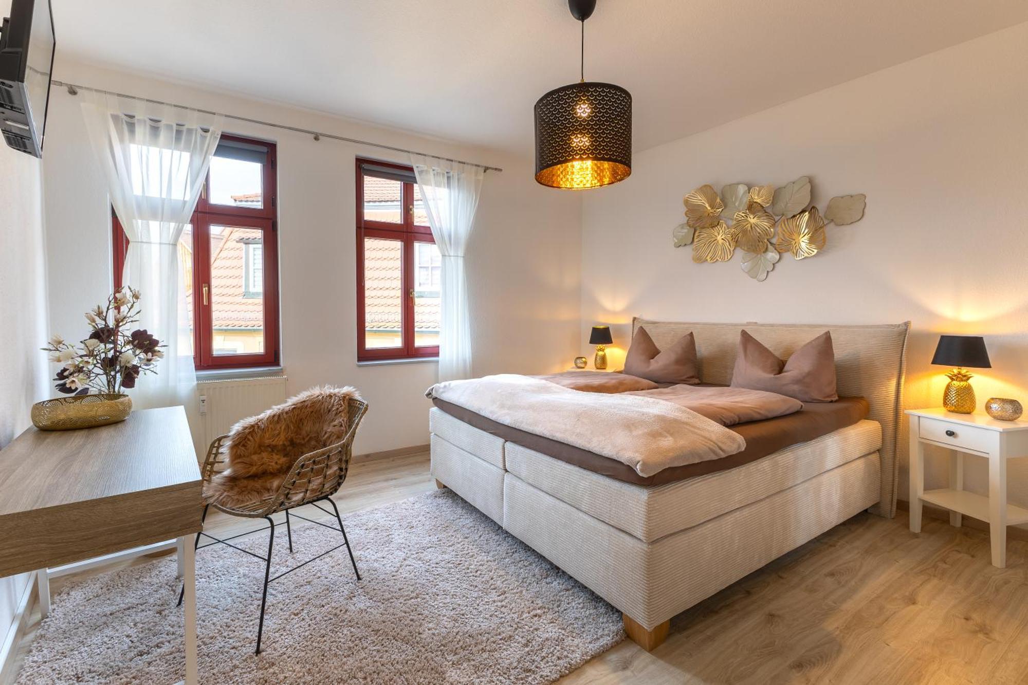 Naumburger Charme St. Barbara Apartment เนาม์บวร์ก ภายนอก รูปภาพ